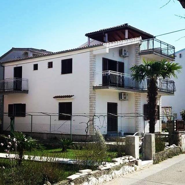Ava Apartmani * Zablace
